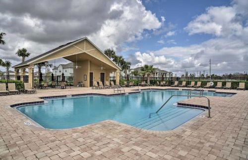 4 Mi to Dtwn Home with Pool Access in Sanford - Foto 1