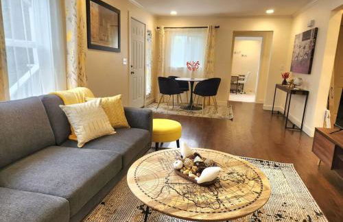 Cozy contemporary 2BR with Sofa bed in the office - Foto 1