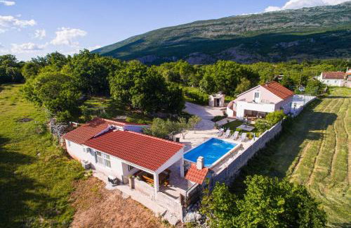 Three-Bedroom Holiday Home in Dabar - Foto 62