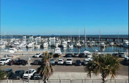 Bay Breeze Bliss-Hot Tub, Bar and Canal 5mi to Beach - Foto 53