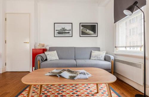 Comfortable modern 1 bedroom Apartment - Photo 16