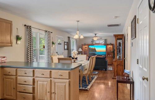 Modern Bungalow Home with Mid-Century Flair - Photo 12