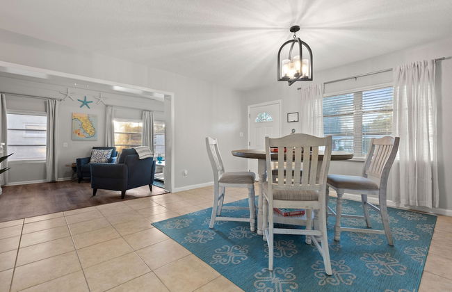 11350 Central Oasis 4BR Pool Home - Photo 23