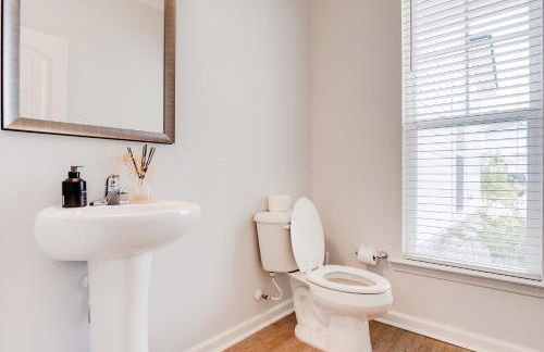 Savvy Retreat Pooler King Bed Gym Pool - Foto 32