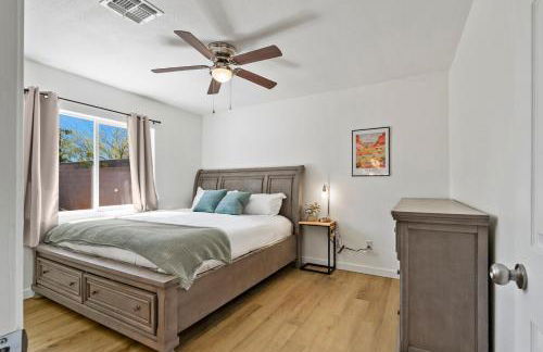 l NEW l Fully Remodeled 3BR 2BTH l 1 Min to Veterans Memorial Park - Foto 37