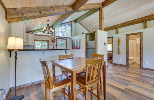 Donnelly Cabin with Fire Pit 5 Mi to Boat and Ski! - Photo 9