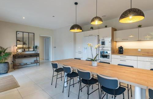 Gîte moderne et lumineux à Gy avec grand salon, jardin et jeux pour enfants - FR-1-583-457 - Foto 8