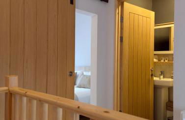 Relaxing Coastal Retreat for 2 Hot Tub Log Fire - Foto 17