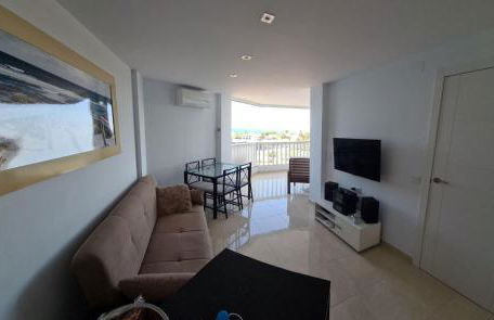 Luxurious 1st Line Top-floor Apartment With Direct Sea Access - Photo 16