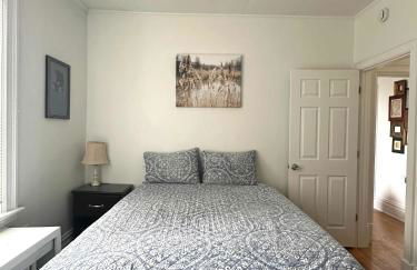 Stunning 3BR-Private Entrance-Renovated-Near City - Foto 24