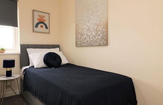 Harris House - Glasgow - Photo 4