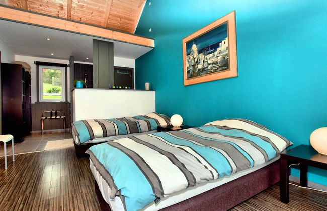 Villa With Heated Outdoor Pool and Sauna - Photo 10