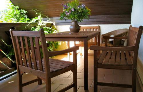 Ferienwohnung im DG, Parkplatz vorm Haus, WLAN - Photo 3