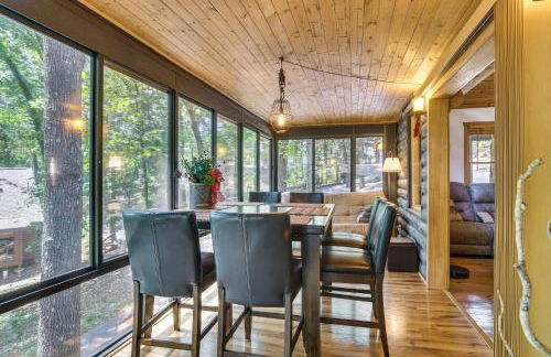 3 Mi to Table Rock Lake Cabin with Fire Pit! - Foto 3