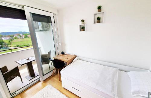 Apartment Queen, self check-in, free private garage parking - Foto 15