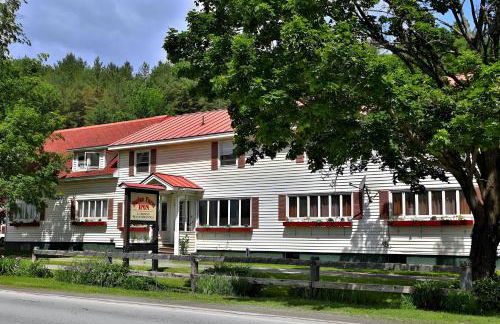 Swiss Farm Inn - Entire Inn to Yourself - Foto 2
