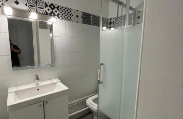 STUDIO 4 PERS SUD - L'Etoile des Rennes - Superdevoluy PIED DES PISTES - Photo 5