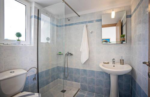 Azure Seaside Apts - Photo 45