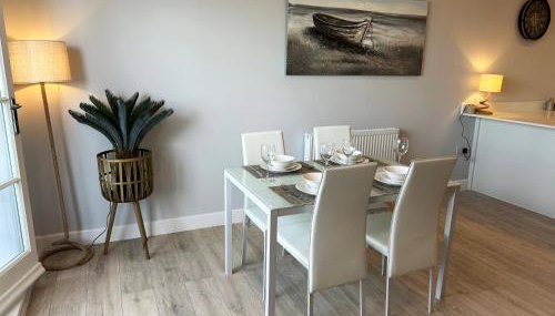 Ocean View Suite - Near Hythe - On Beach Seafront - Private Parking - Photo 5