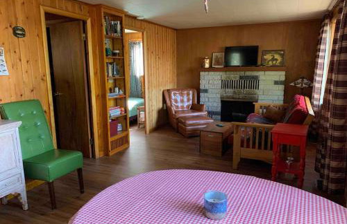 Little Red Cottage in the Woods - Foto 11