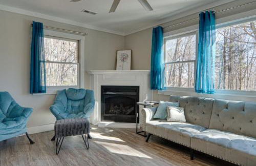 Blue Ridge Hideaway at Lake Toxaway with Hot Tub - Foto 10