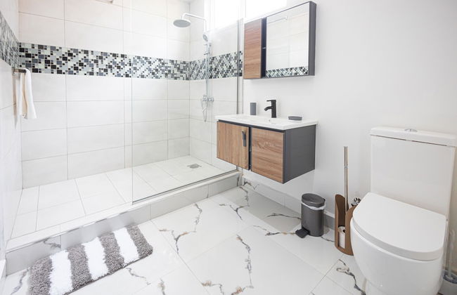 O'Beach Boutique Studios - Photo 58