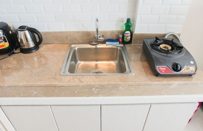 Central Jakarta Minimalist Studio Apartment at Elpis Residence - Foto 15