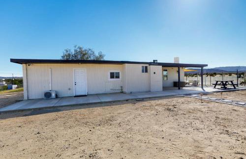 Mid-Century Magic with Mountain Views - Photo 26