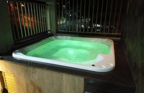 Paradise Temporada Cobertura 4 Quartos com Jacuzzi e Churrasqueira no Thermas Paradise - Rio Quente - Foto 25