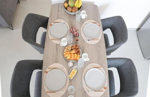 Villa Viventia with Heated Pool - Photo 5