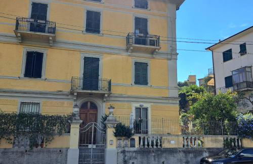 San Terenzo Poets of the sea with parking and balcony - Photo 31