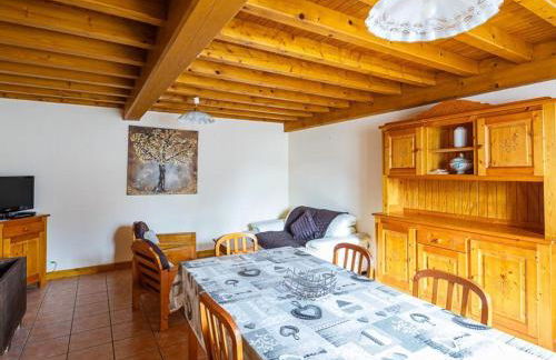 Gîte accueillant pour 7 pers avec cheminée et terrasse - FR-1-496-225 - Foto 12