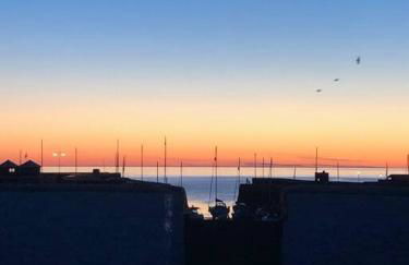 Aberaeron Island House - Panoramic Harbour Views - Photo 8