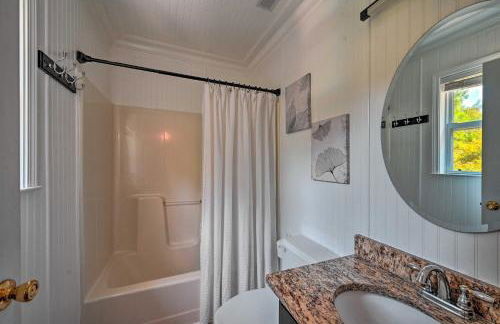 2 Mi to Clemson Central Villa with Deck, Near Lakes - Foto 22