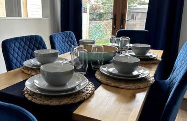 2-bedroom house in Cheltenham town centre - Photo 37