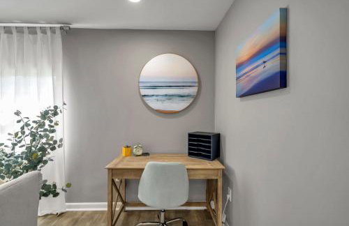 Magnolia - Family-Friendly Comforts, TVs, Grill & Just Steps to the Beach! - Foto 6