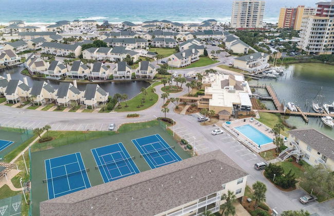 Beachfront Joy at Sandpiper Cove - Foto 61