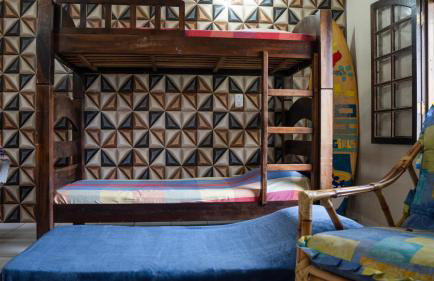 Vista para o mar e a poucos passos da praia - com Wi-Fi - Photo 18