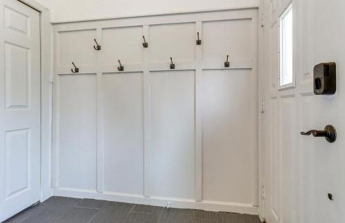 8 Mi to Henry Ford Museum Westland Family Home - Photo 13