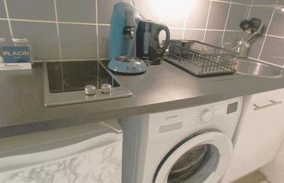 La Terrasse, T2 proche gare, Wifi, tv HD, grande terrasse - Photo 12