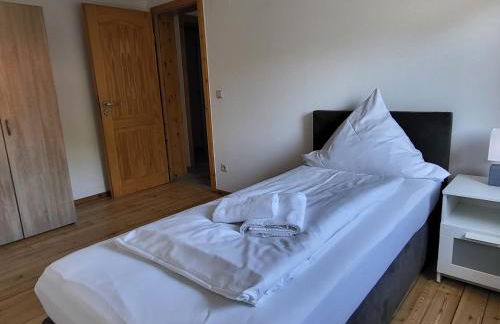 Saarlogis Haus Monteurwohnungen St Arnual - Photo 51