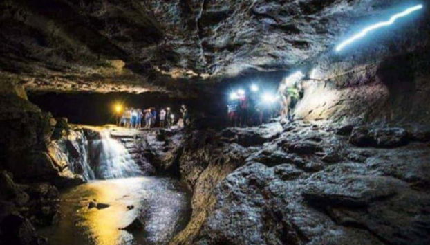 Caving in Caja de Agua