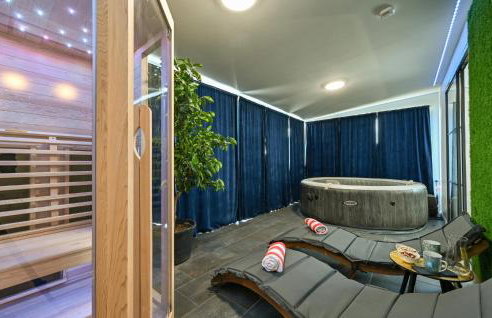 Beautiful Home In Turcin With Sauna - Foto 8