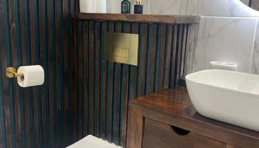 Modern Classic 2 bed apartment with Sofa Bed Sleeps 5 FREE PARKING by Graves Park Peak District - Foto 5