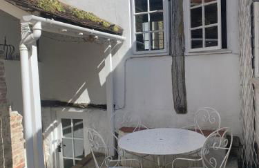 Lovely Two Bedroom Town House - Minimum 2 Night Stay - Foto 13