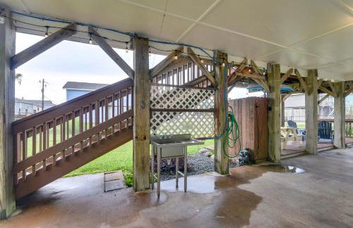 Less Than half Mi to Beach! Hot Tub Haven in Galveston - Foto 27