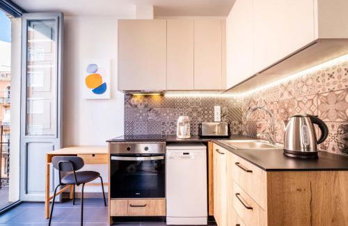 Amazing Apartment with aFun and Friendly Atmosphere - Photo 9