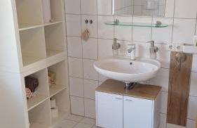 Helle schöne Dachgeschosswohnung mit Balkon - Foto 21