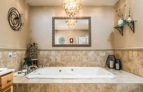 Lazy River Cabin: Lakefront Stay - Foto 27