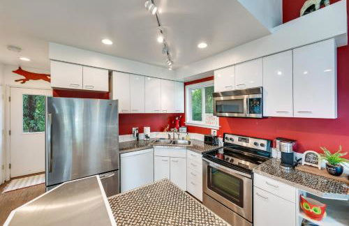 Island Retreat on Pistakee Lake Deck and Gas Grill! - Photo 7